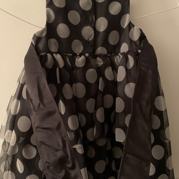 Dress - Picture 4 of 4